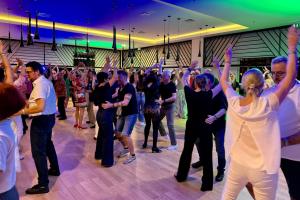 Weltrekordversuch Bachata in der Tanzeria und den Tanzreisen Türkei / Kumköy